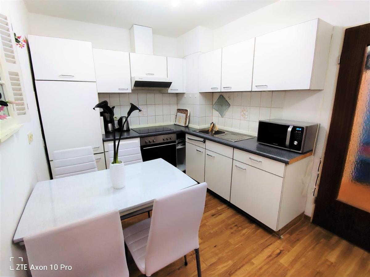 Bodensee Friedrichshafen City Apartment "Lara" ภายนอก รูปภาพ