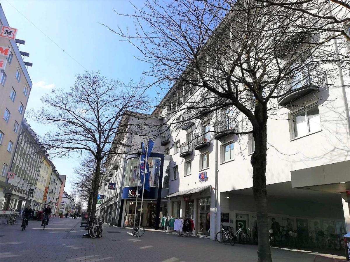 Bodensee Friedrichshafen City Apartment "Lara" ภายนอก รูปภาพ