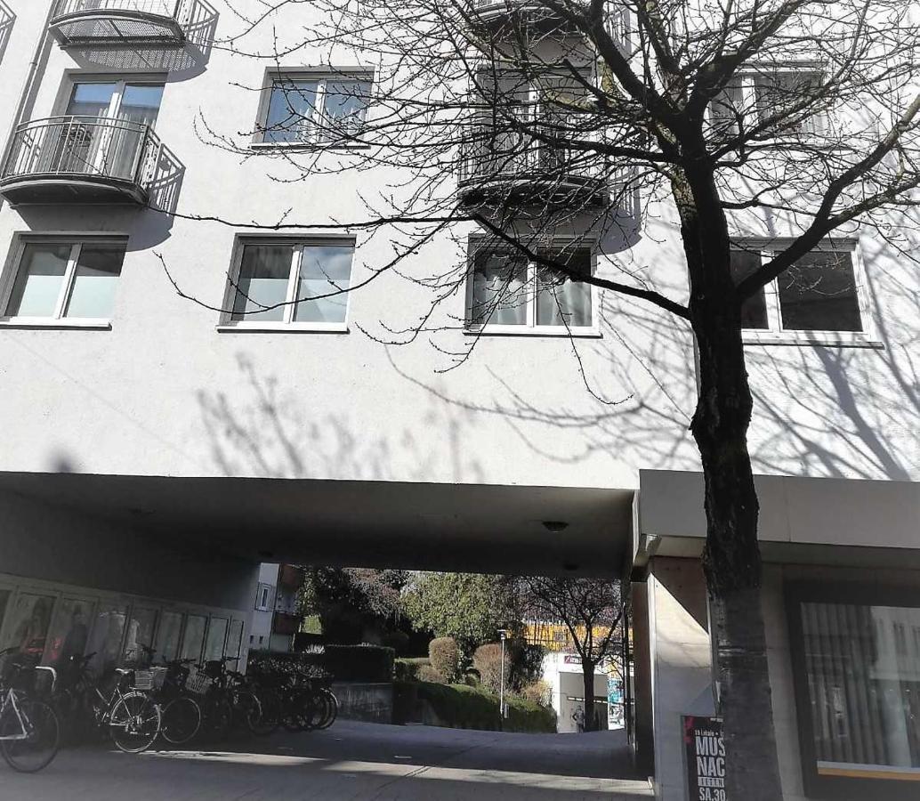 Bodensee Friedrichshafen City Apartment "Lara" ภายนอก รูปภาพ