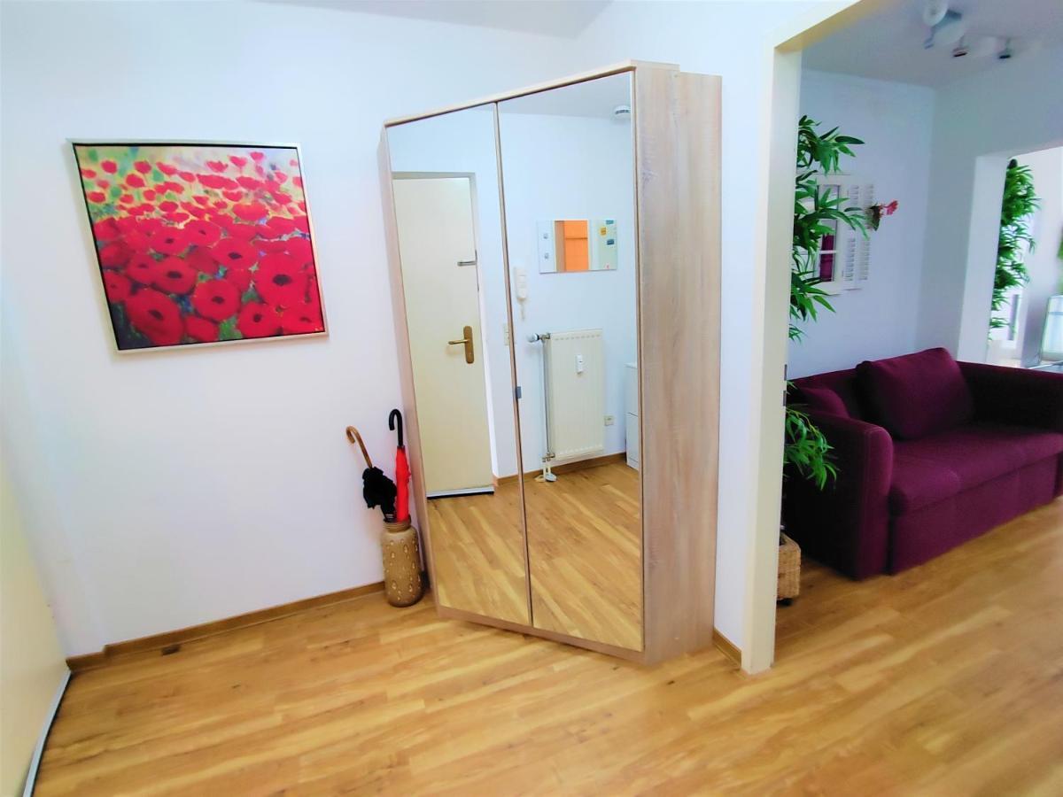 Bodensee Friedrichshafen City Apartment "Lara" ภายนอก รูปภาพ