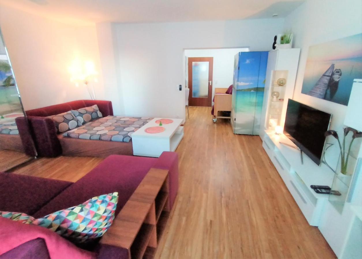 Bodensee Friedrichshafen City Apartment "Lara" ภายนอก รูปภาพ