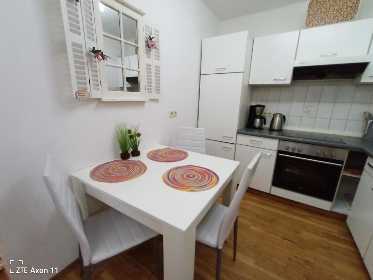 Bodensee Friedrichshafen City Apartment "Lara" ภายนอก รูปภาพ